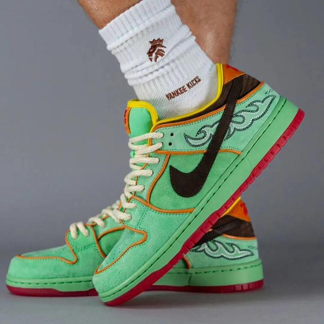 “Black Lives Matter Month” SB Dunk on feet! The details are amazing!