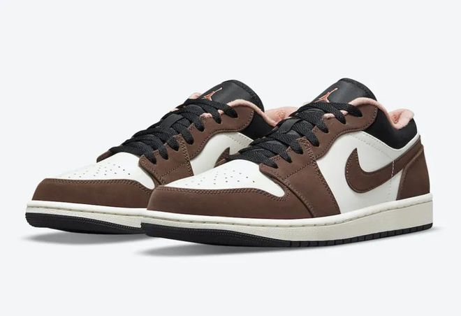 Official Pictures Of The New Nike Air Jordan 1 Low Mocha Brown Are Exposed!